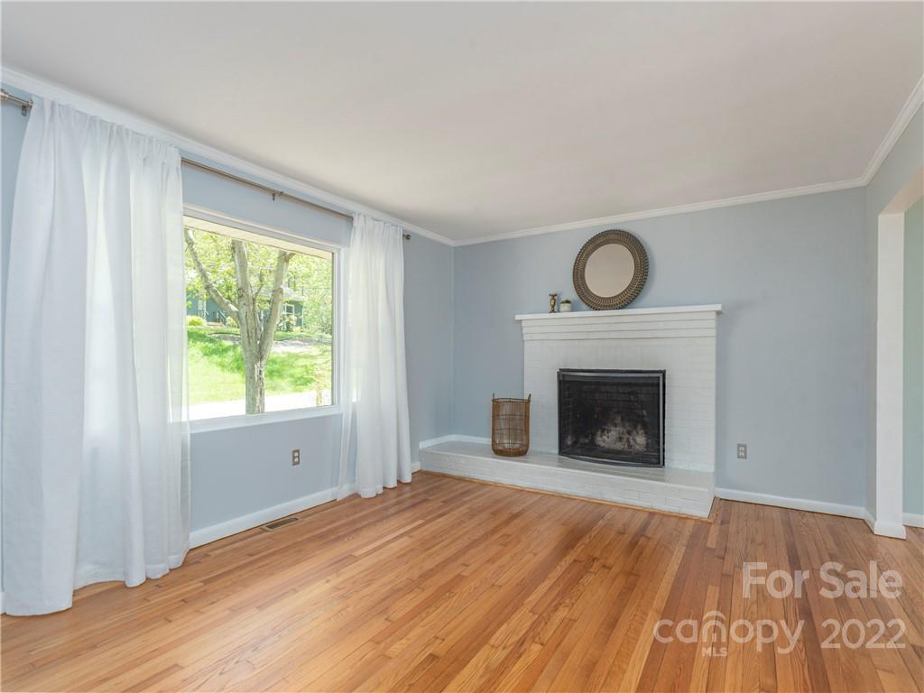 384 Thomas Park Drive Waynesville NC 28786