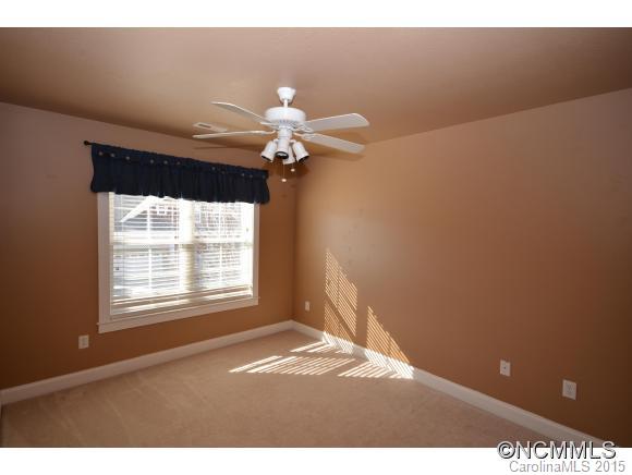 223 Nut Hatch Loop Arden NC 28704