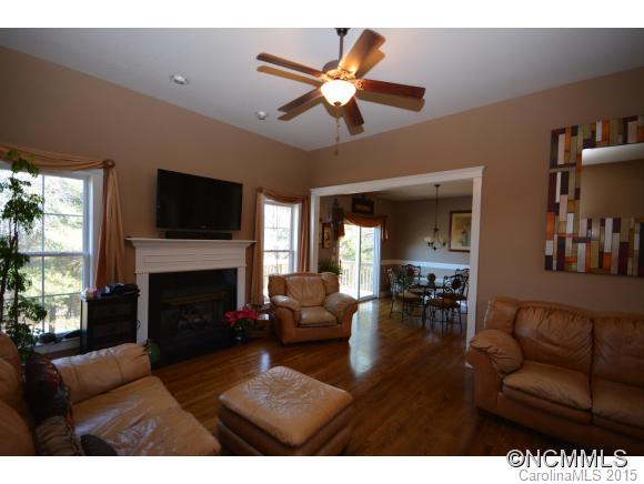 223 Nut Hatch Loop Arden NC 28704
