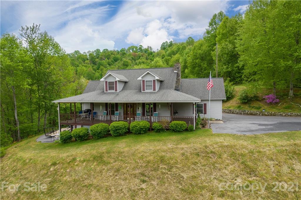 421 Applehill Drive Waynesville NC 28786