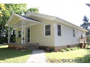 187 Moody Avenue Candler NC 28715