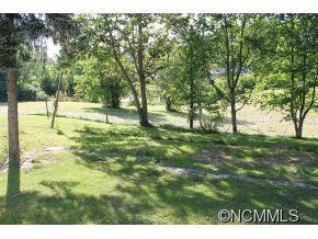 187 Moody Avenue Candler NC 28715