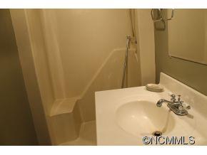 187 Moody Avenue Candler NC 28715