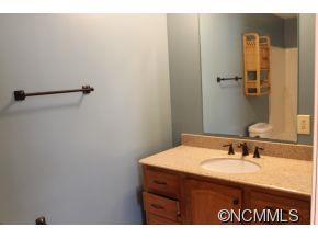 187 Moody Avenue Candler NC 28715