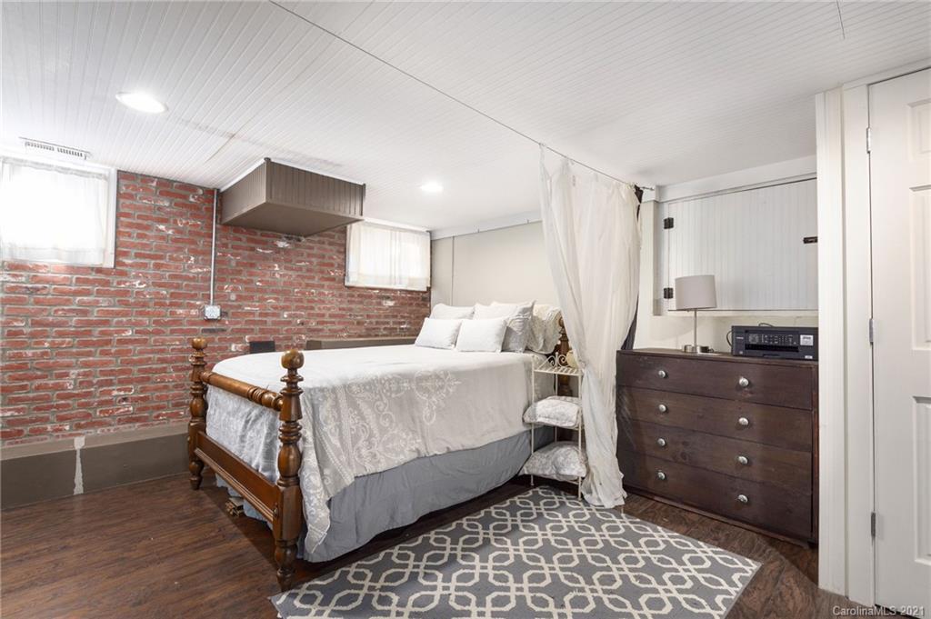 18 Short Street Asheville NC 28801