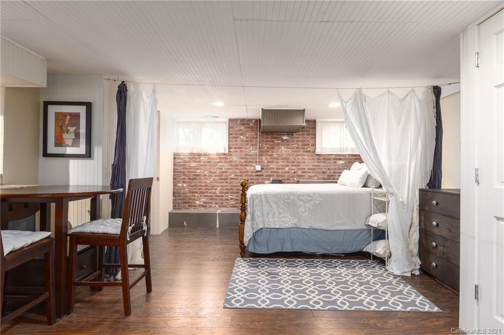 18 Short Street Asheville NC 28801
