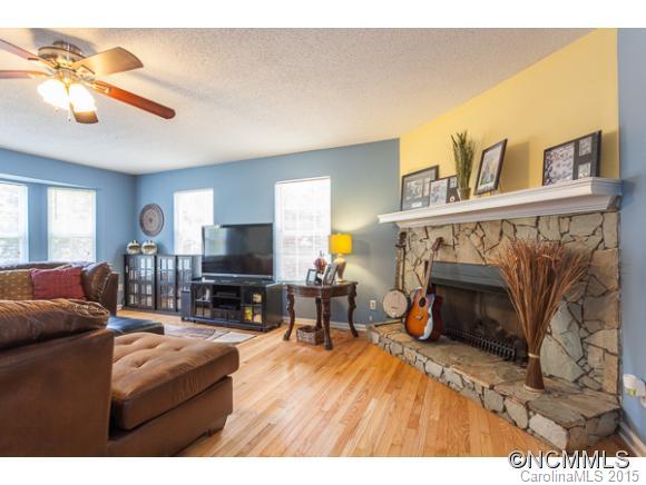 19 Woodland Drive Fairview NC 28730