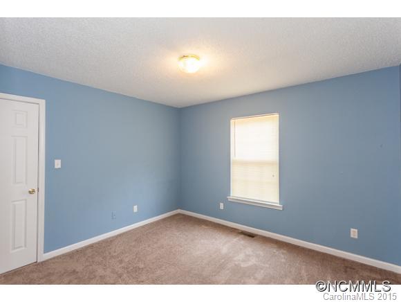 19 Woodland Drive Fairview NC 28730