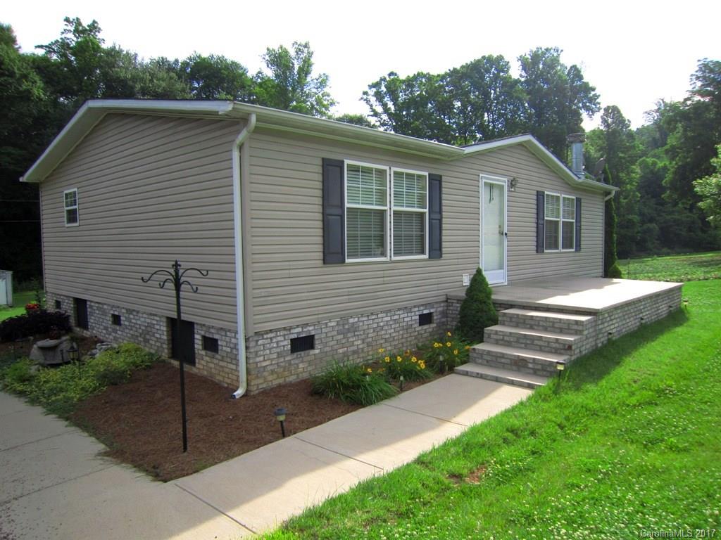 189 Wiggins Road Candler NC 28715