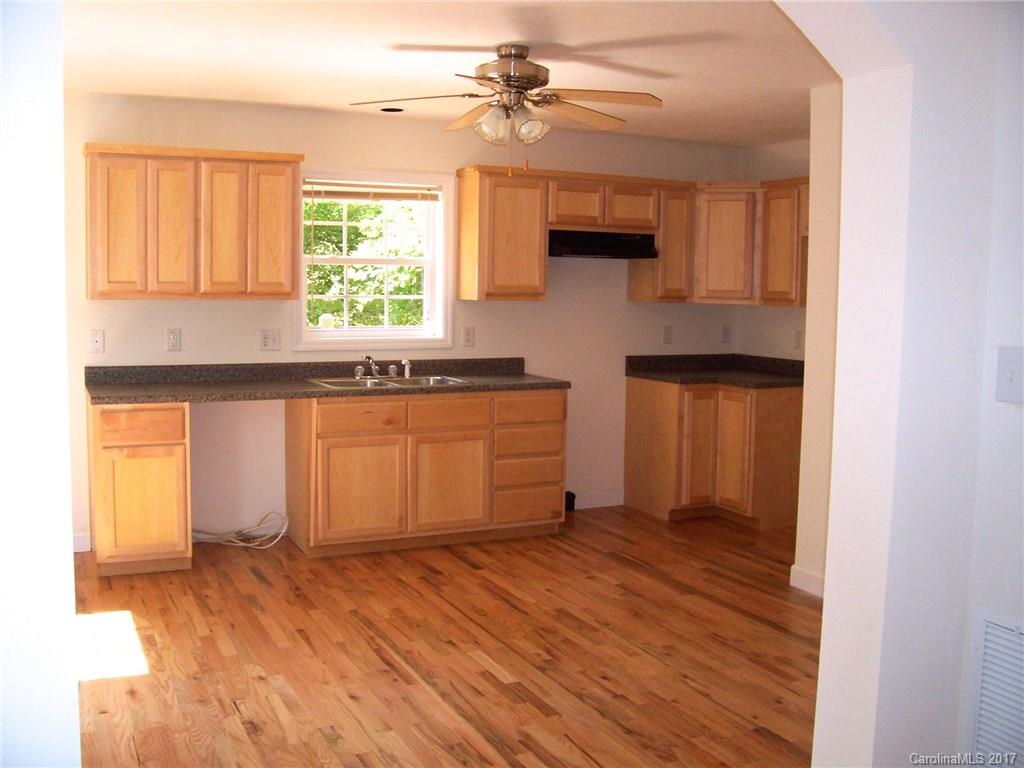 15 Twilight Way Burnsville NC 28714