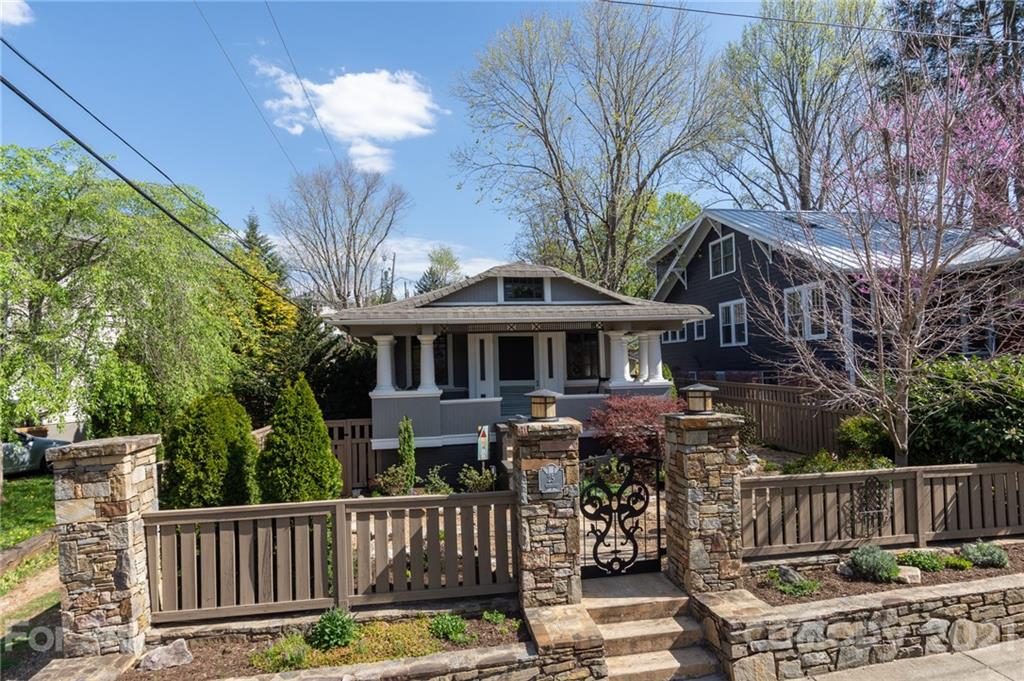 25 Norwood Avenue Asheville NC 28804