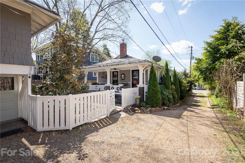 25 Norwood Avenue Asheville NC 28804