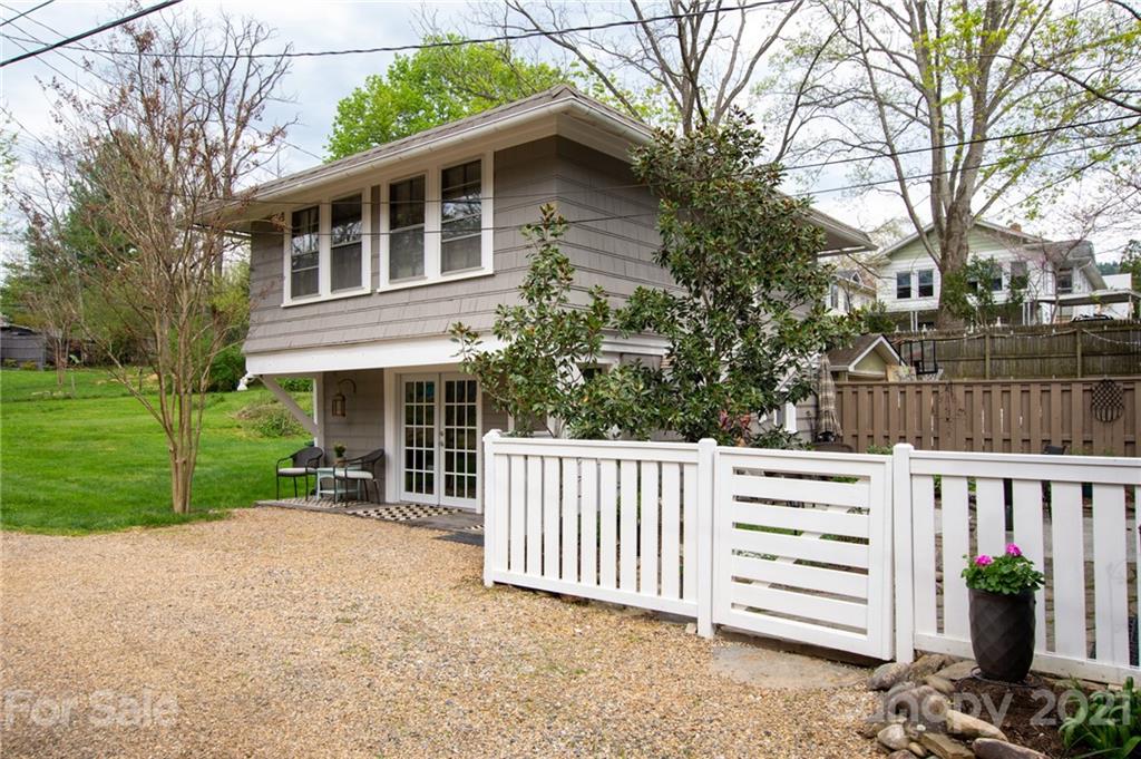 25 Norwood Avenue Asheville NC 28804