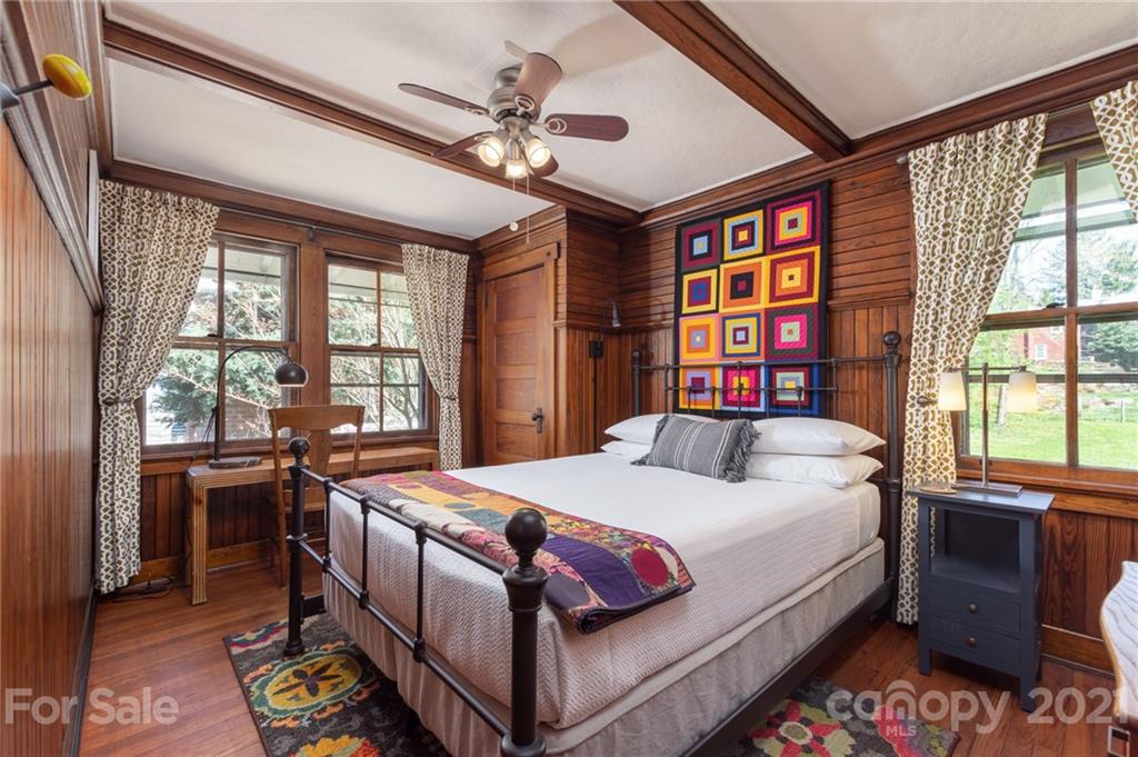 25 Norwood Avenue Asheville NC 28804