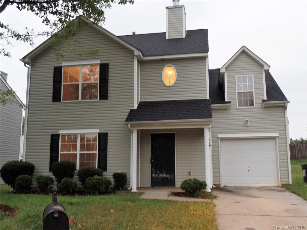 916 Grass Hollow Court Charlotte NC 28216