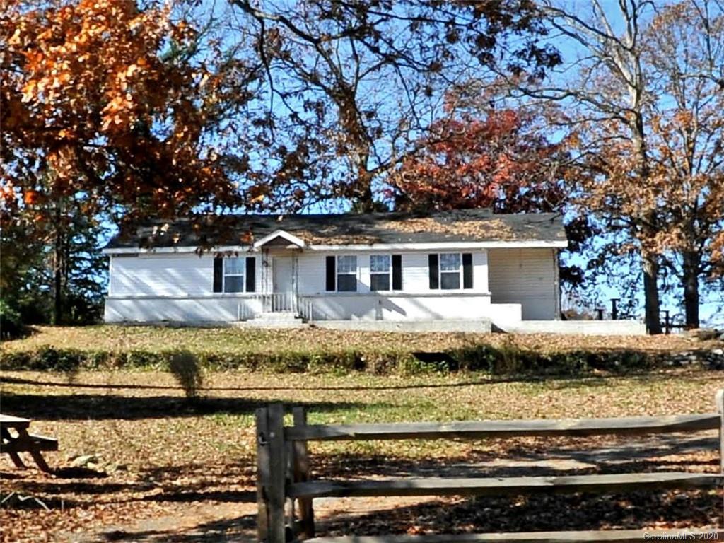1719, 1735, & 1731 Remount Road Charlotte NC 28208