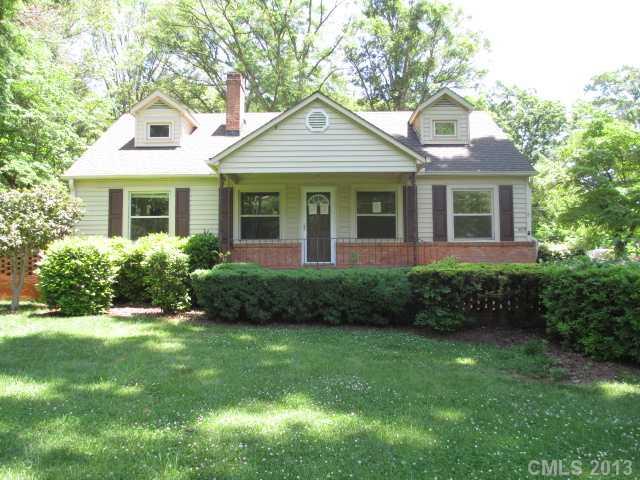 1604 Oakdale Road Charlotte NC 28216