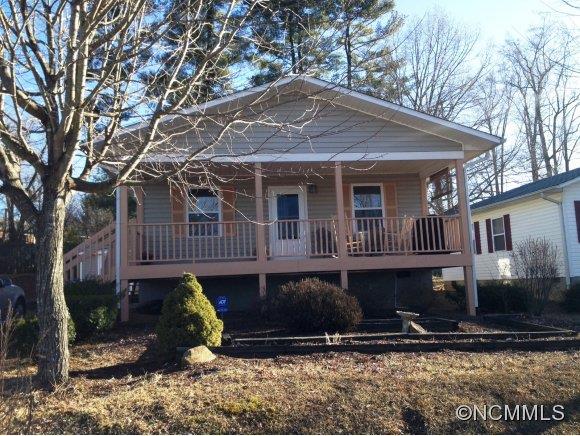 6 Mctindal Circle Asheville NC 28803