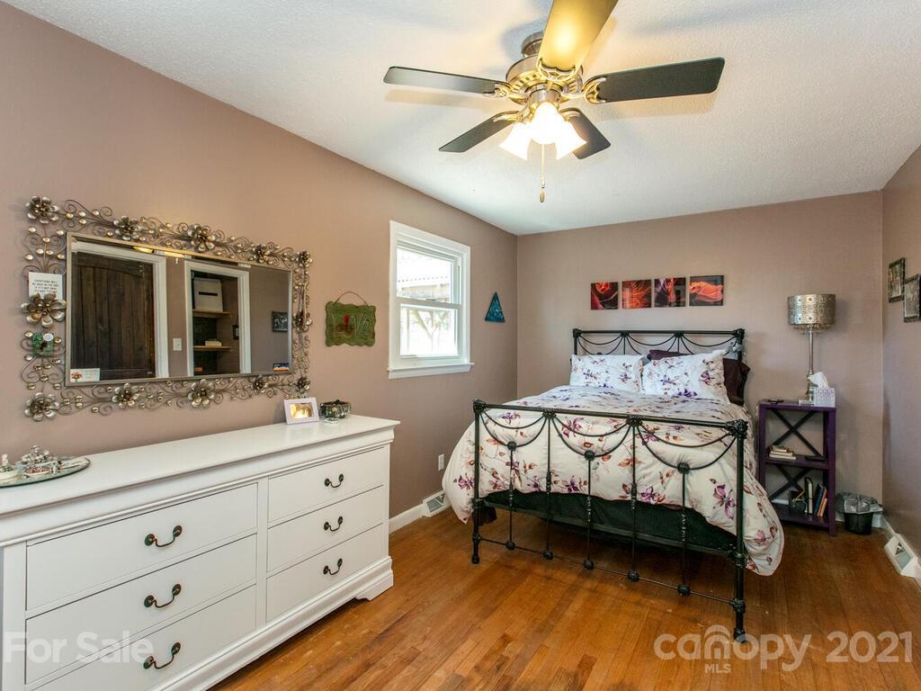 126 Locust Court Arden NC 28704