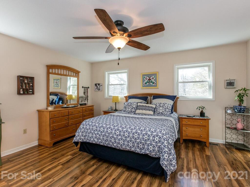 126 Locust Court Arden NC 28704