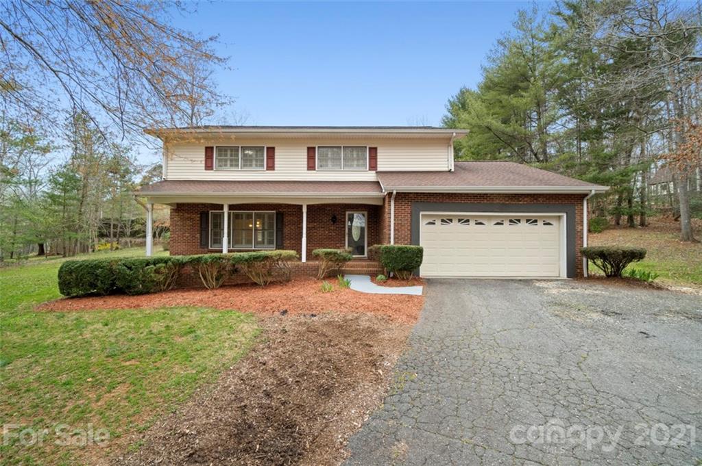 108 La Bellevue Street Morganton NC 28655