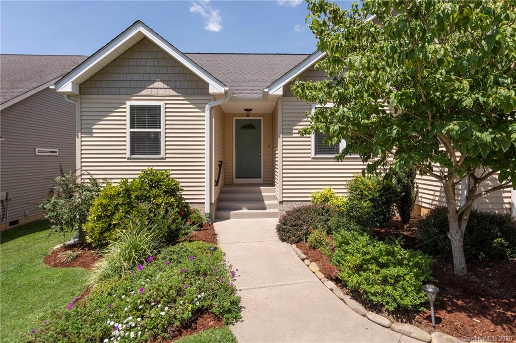 14 Woodcreek Circle Swannanoa NC 28778