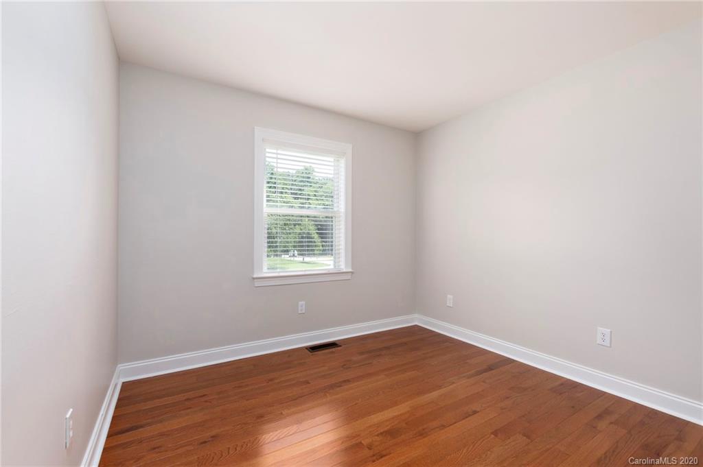 14 Woodcreek Circle Swannanoa NC 28778
