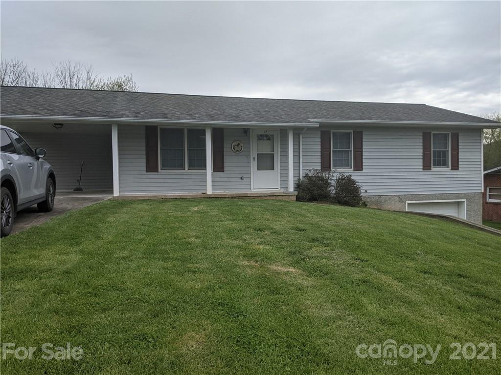 27 Club View Drive Waynesville NC 28786