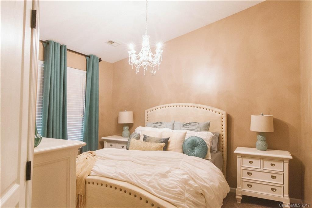 8457 Chaceview Court Charlotte NC 28269