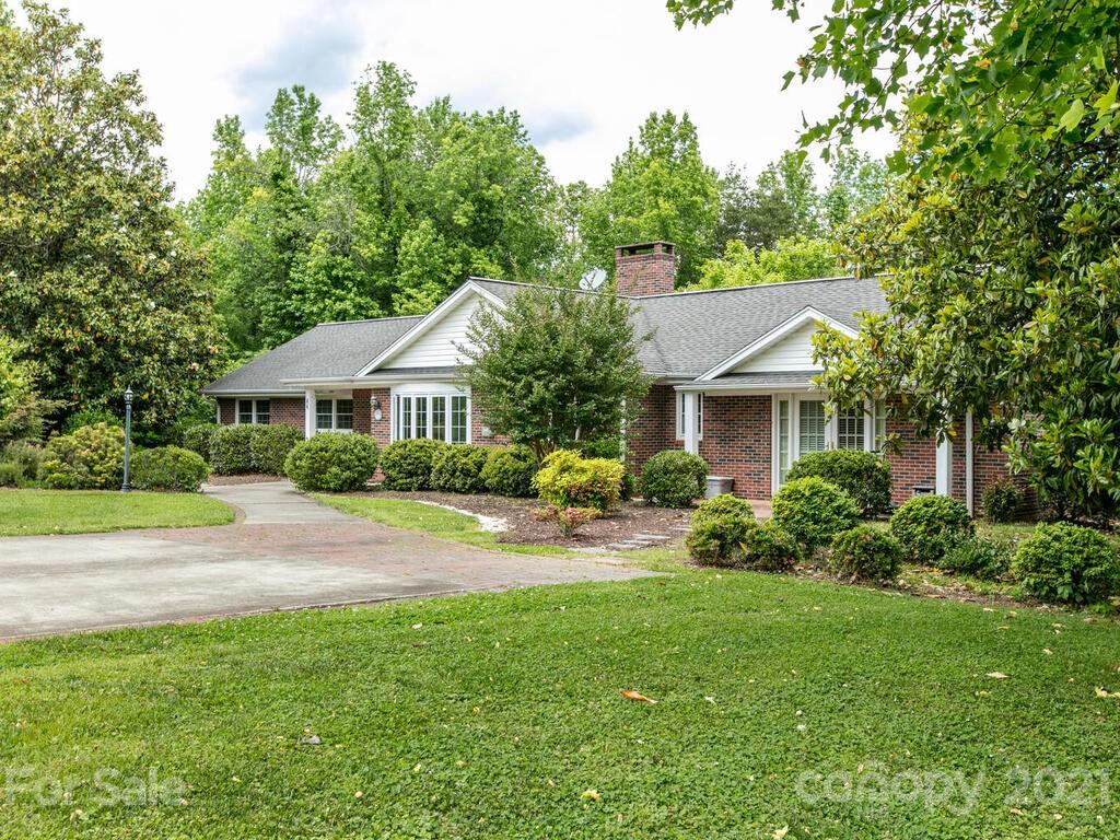 44 Phillip Street Columbus NC 28722