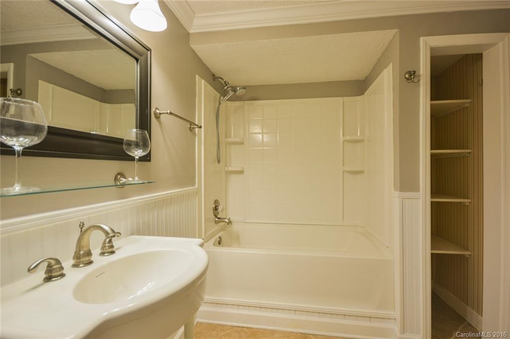 33 Brookcliff Drive Asheville NC 28804