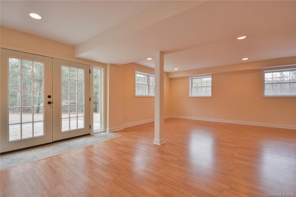 33 Brookcliff Drive Asheville NC 28804