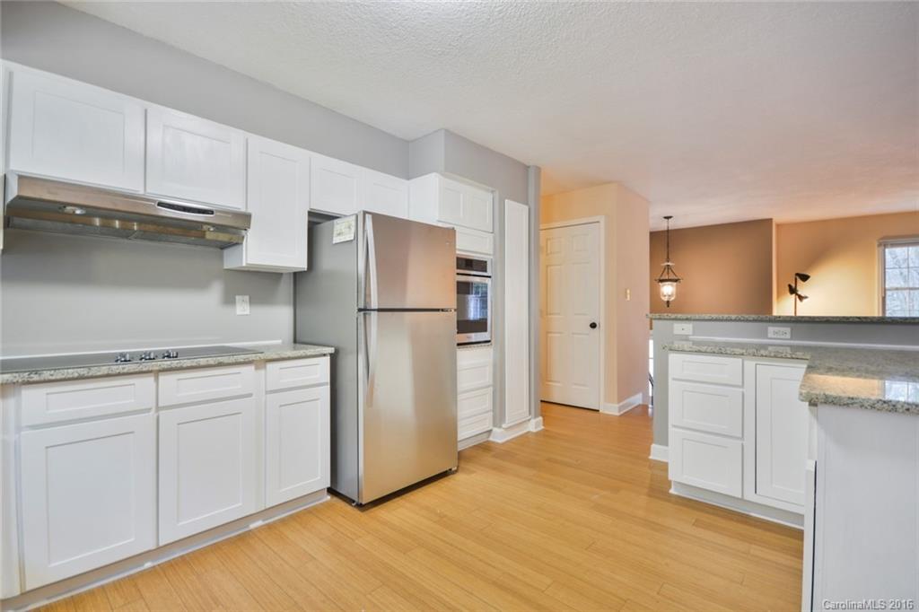 33 Brookcliff Drive Asheville NC 28804