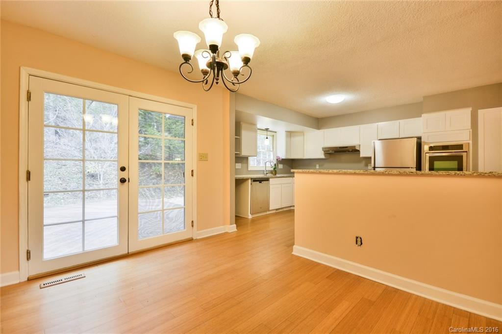 33 Brookcliff Drive Asheville NC 28804