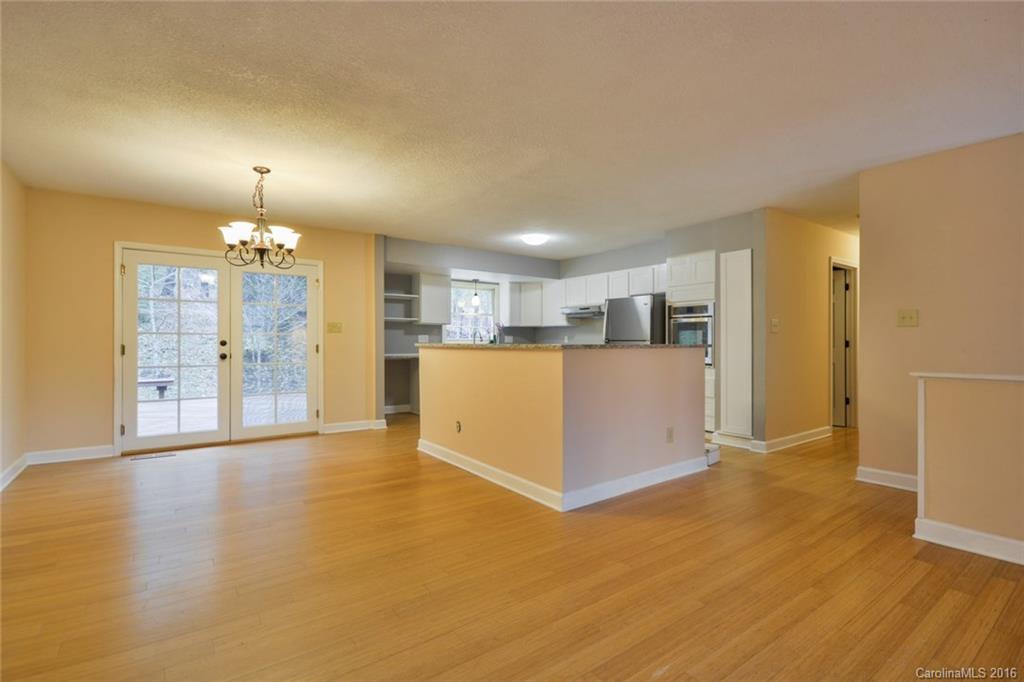 33 Brookcliff Drive Asheville NC 28804