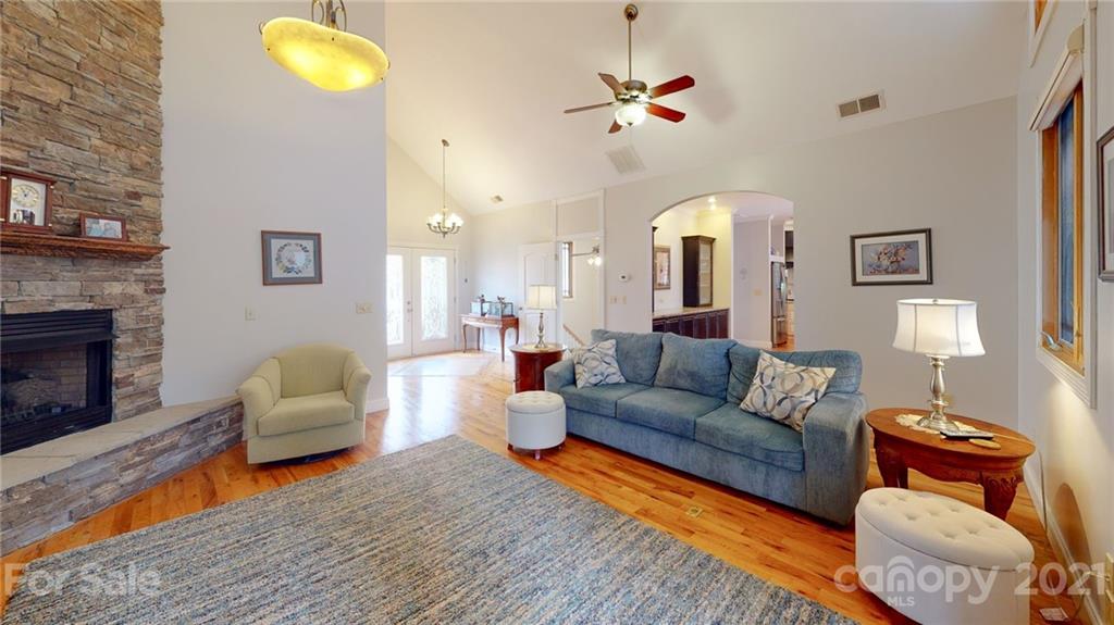 11 Fairway View Drive Weaverville NC 28787