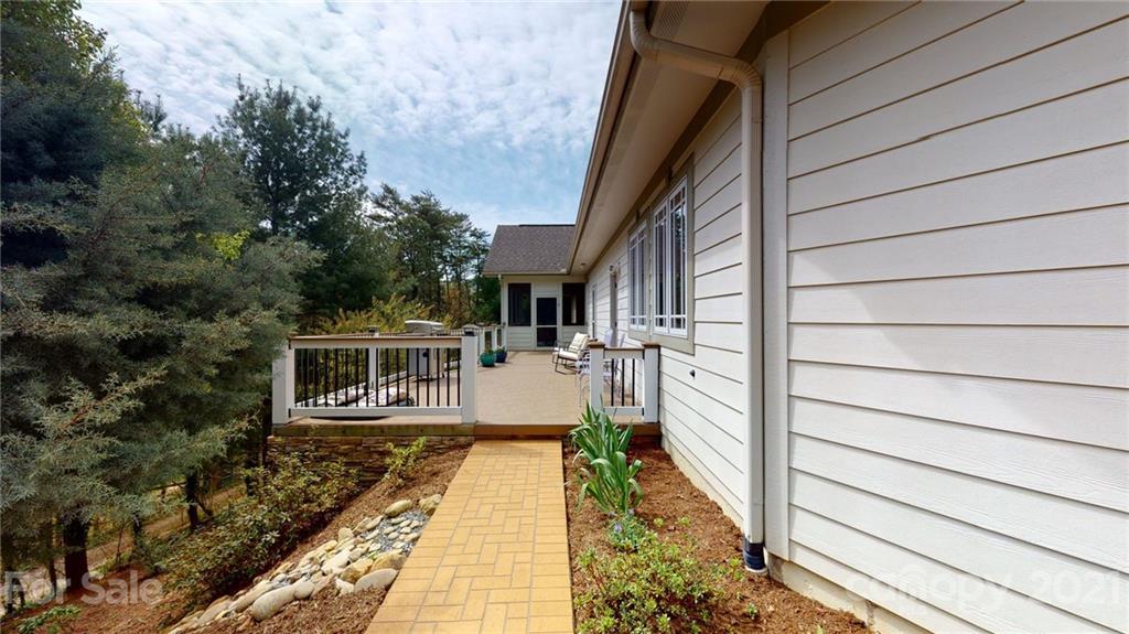 11 Fairway View Drive Weaverville NC 28787