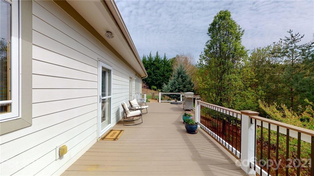 11 Fairway View Drive Weaverville NC 28787