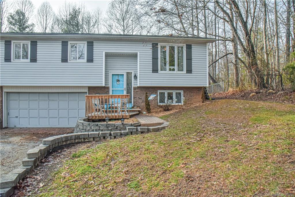 15 N Hudson Lane Fletcher NC 28732