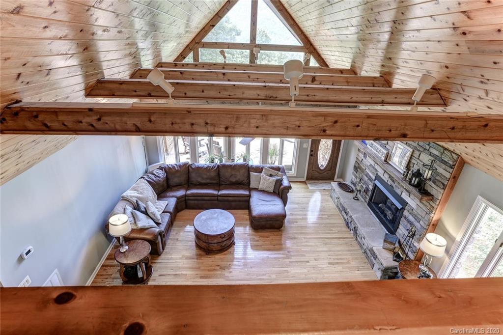513 Wildflower Lane Burnsville NC 28714