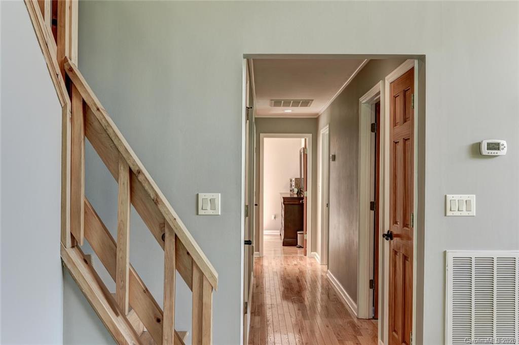 513 Wildflower Lane Burnsville NC 28714