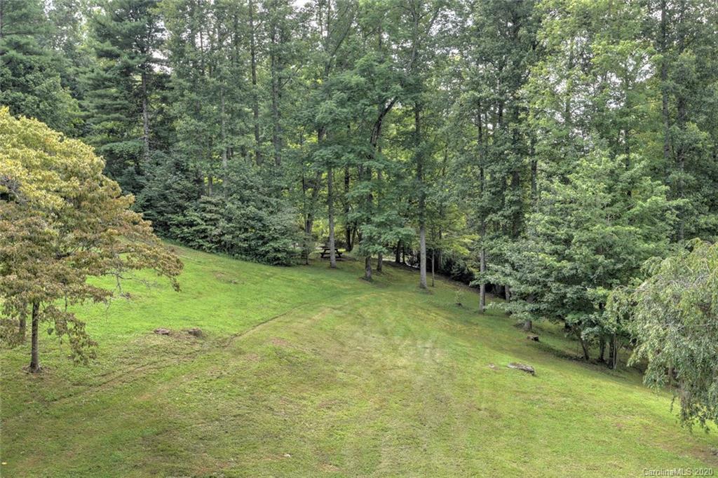 513 Wildflower Lane Burnsville NC 28714