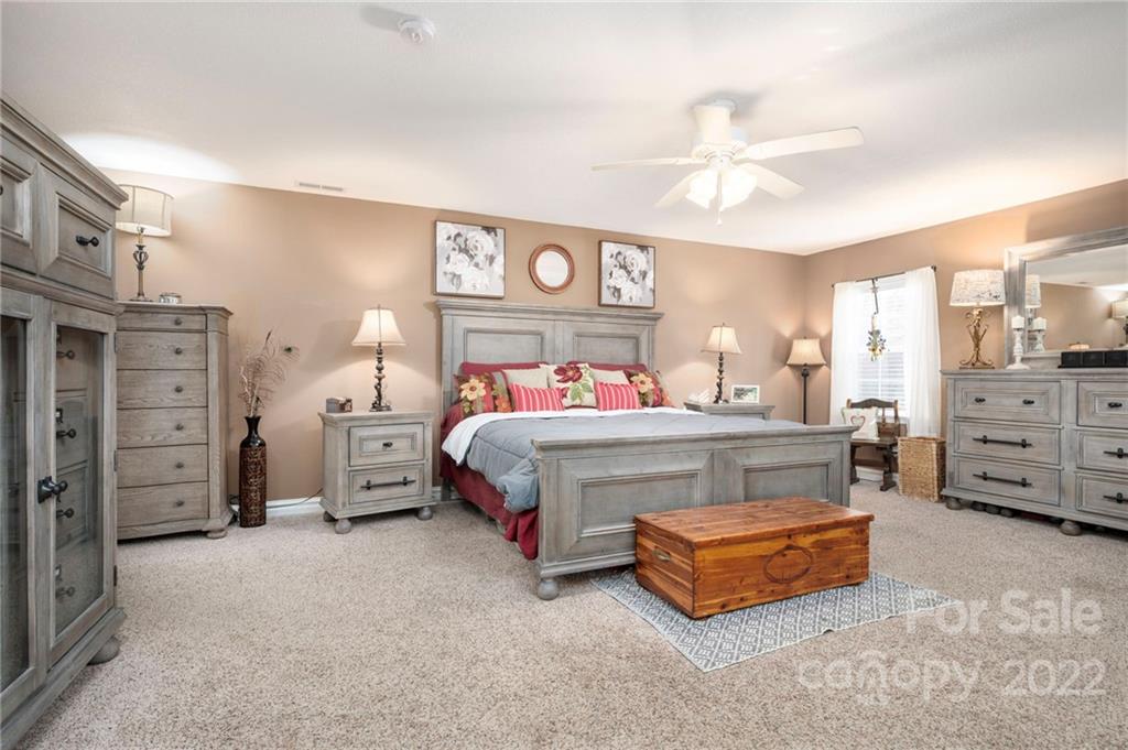 64 Hillside Lane Arden NC 28704