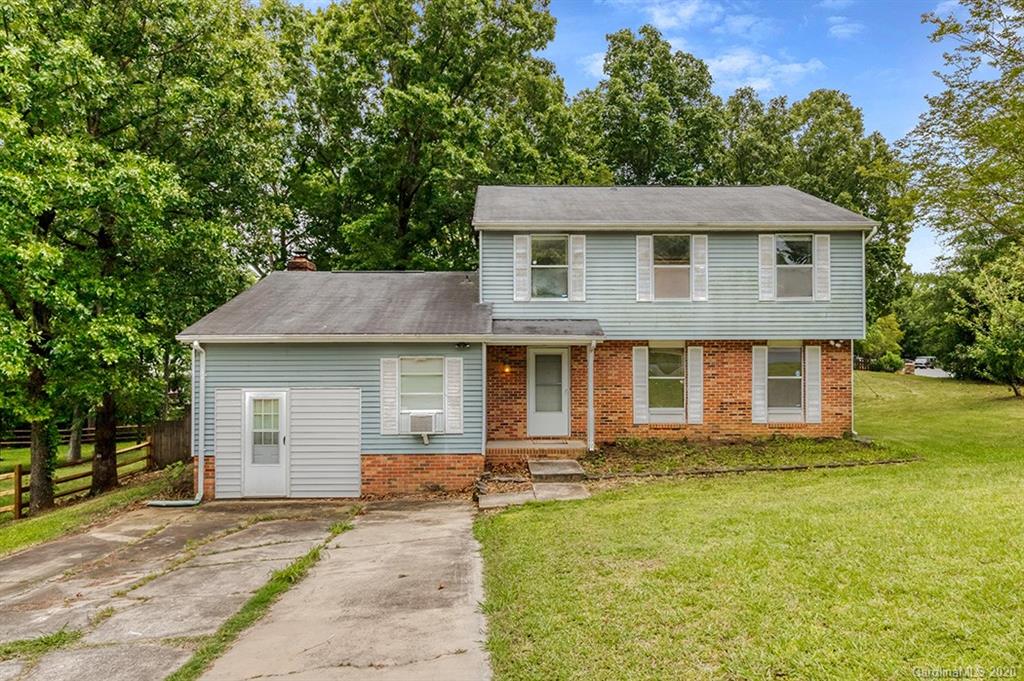 8425 Fallbrook Drive Charlotte NC 28226