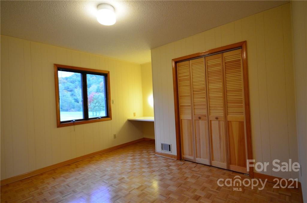 215 Bull Creek Road Asheville NC 28805