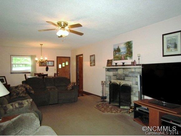 17 E. Starnes Cove Road Asheville NC 28806