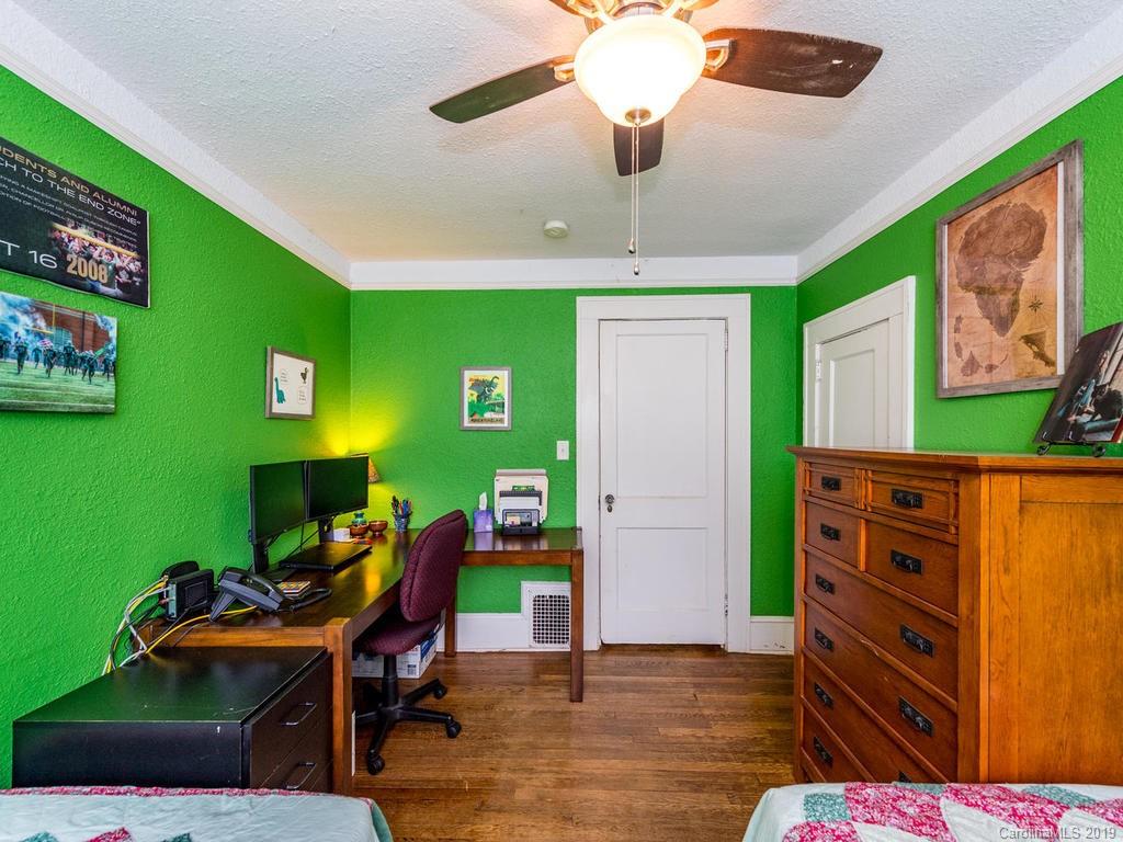 65 Laurel Loop Asheville NC 28806
