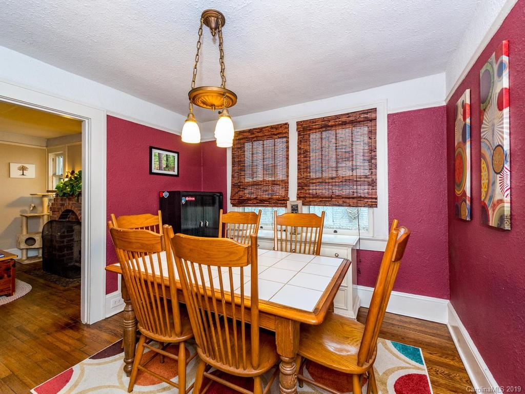 65 Laurel Loop Asheville NC 28806