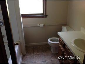 379 Paxton Creek Road Marion NC 28752