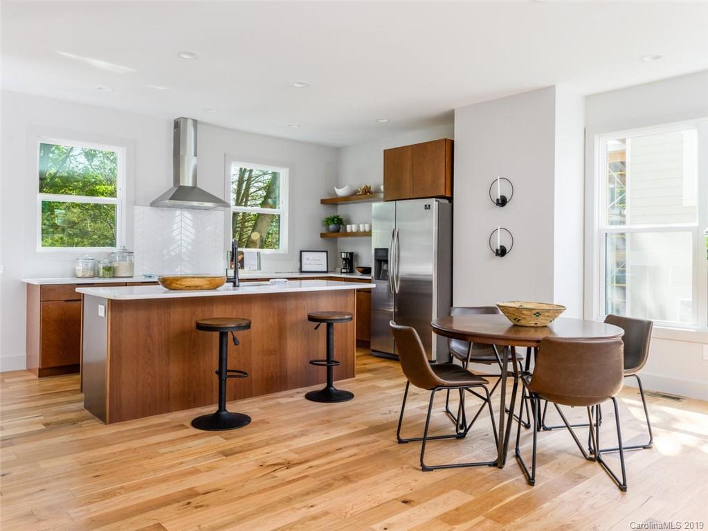 31 Lilac Street Asheville NC 28806
